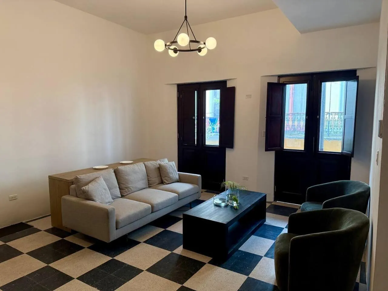 圣胡安Colonial Charm With Balcony Walk To El Morro & Dining公寓 圣胡安